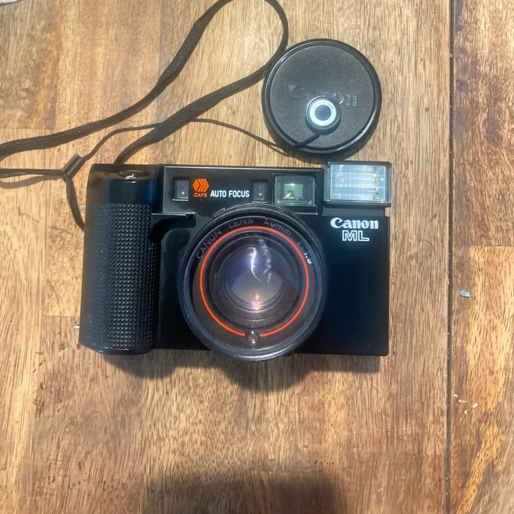 Canon ML Black Film Camera with Auto Focus - no workings